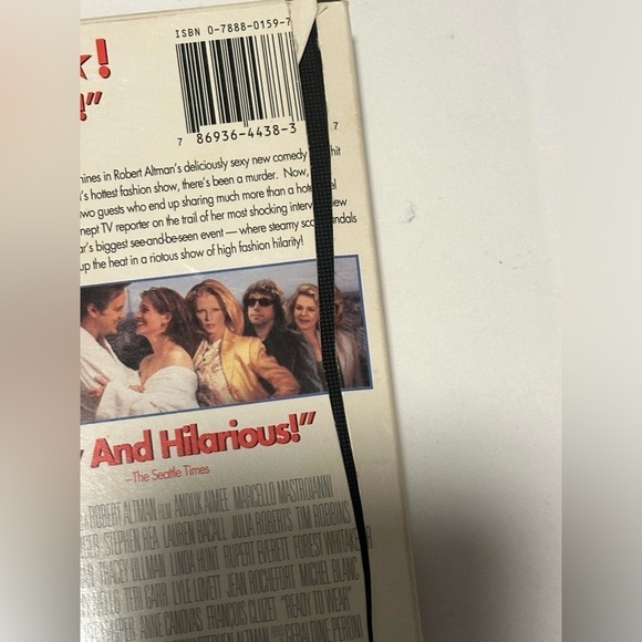 Ready to Wear VHS Movie - Picture 3 of 4